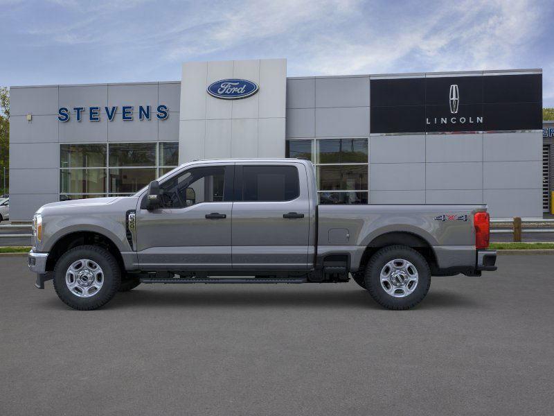 2026 Ford F-350 XLT photo 4