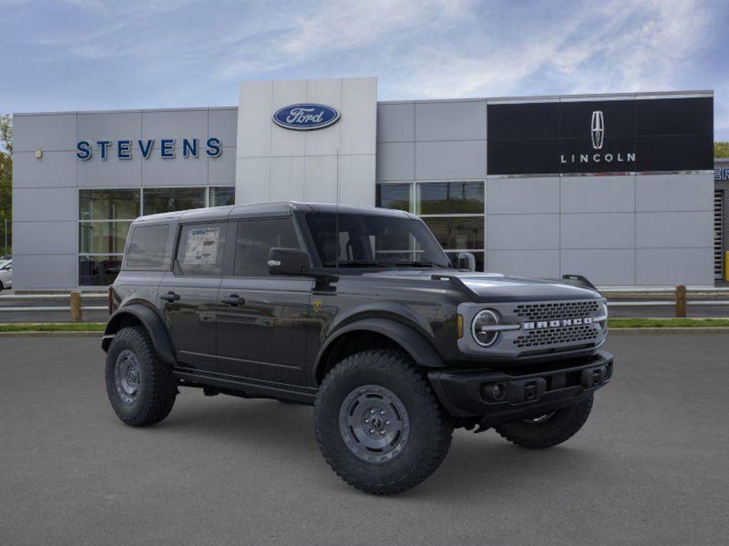 New 2025 Ford Bronco Badlands SUV