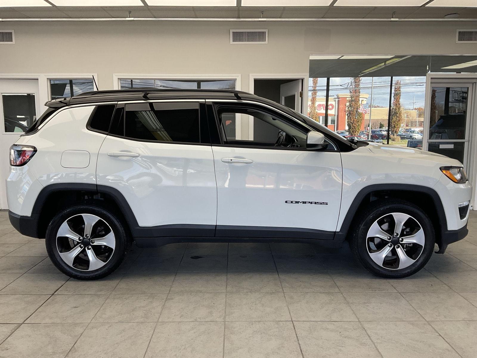 2020 Jeep Compass Latitude photo 4