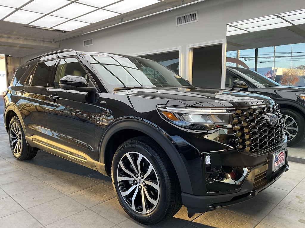 New 2026 Ford Explorer ST-Line SUV