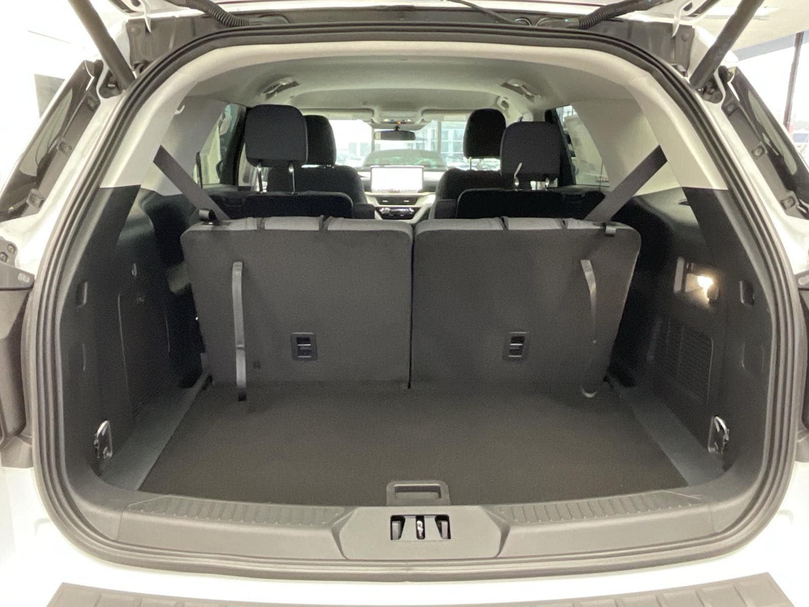 2026 Ford Explorer Active - Photo 21