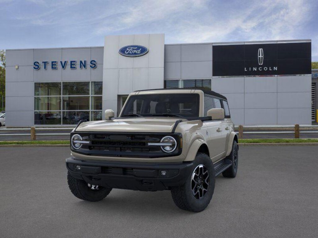 New 2025 Ford Bronco Outer Banks SUV