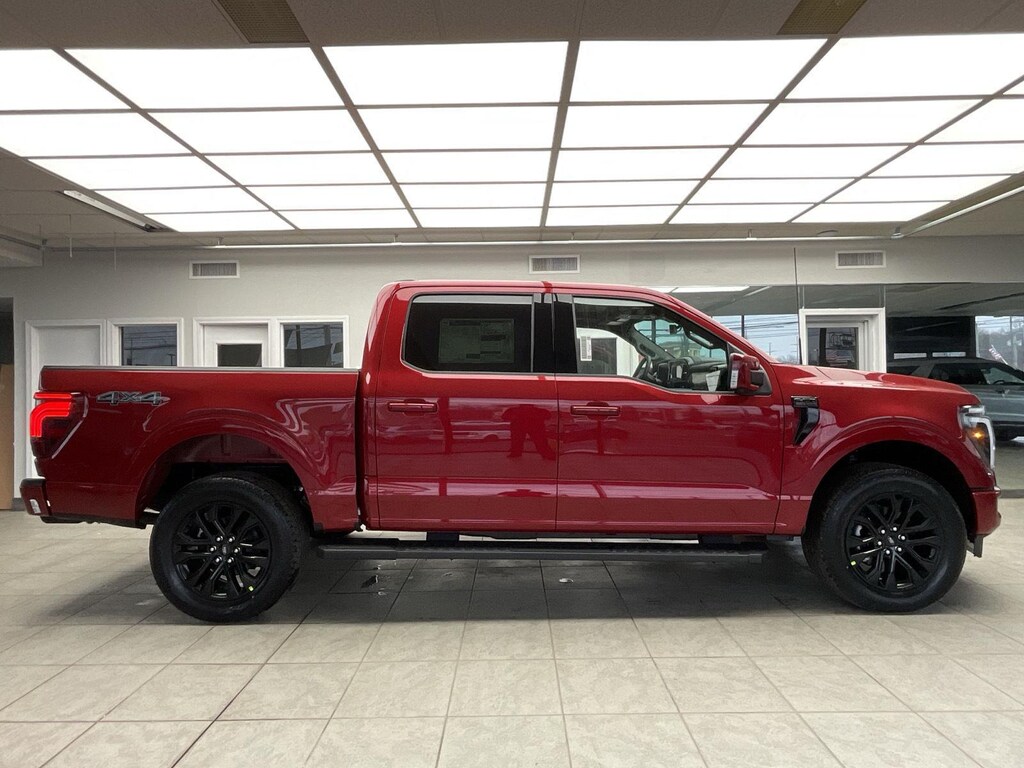 New 2025 Ford F-150 Lariat Truck