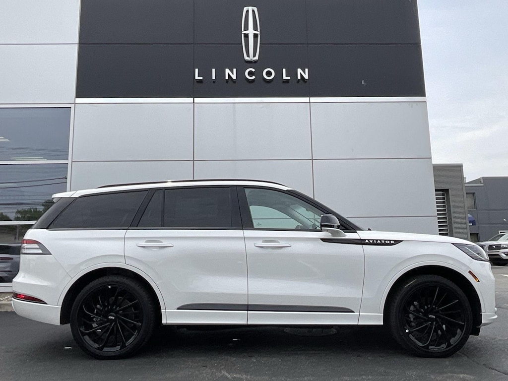 New 2025 Lincoln Aviator Reserve SUV