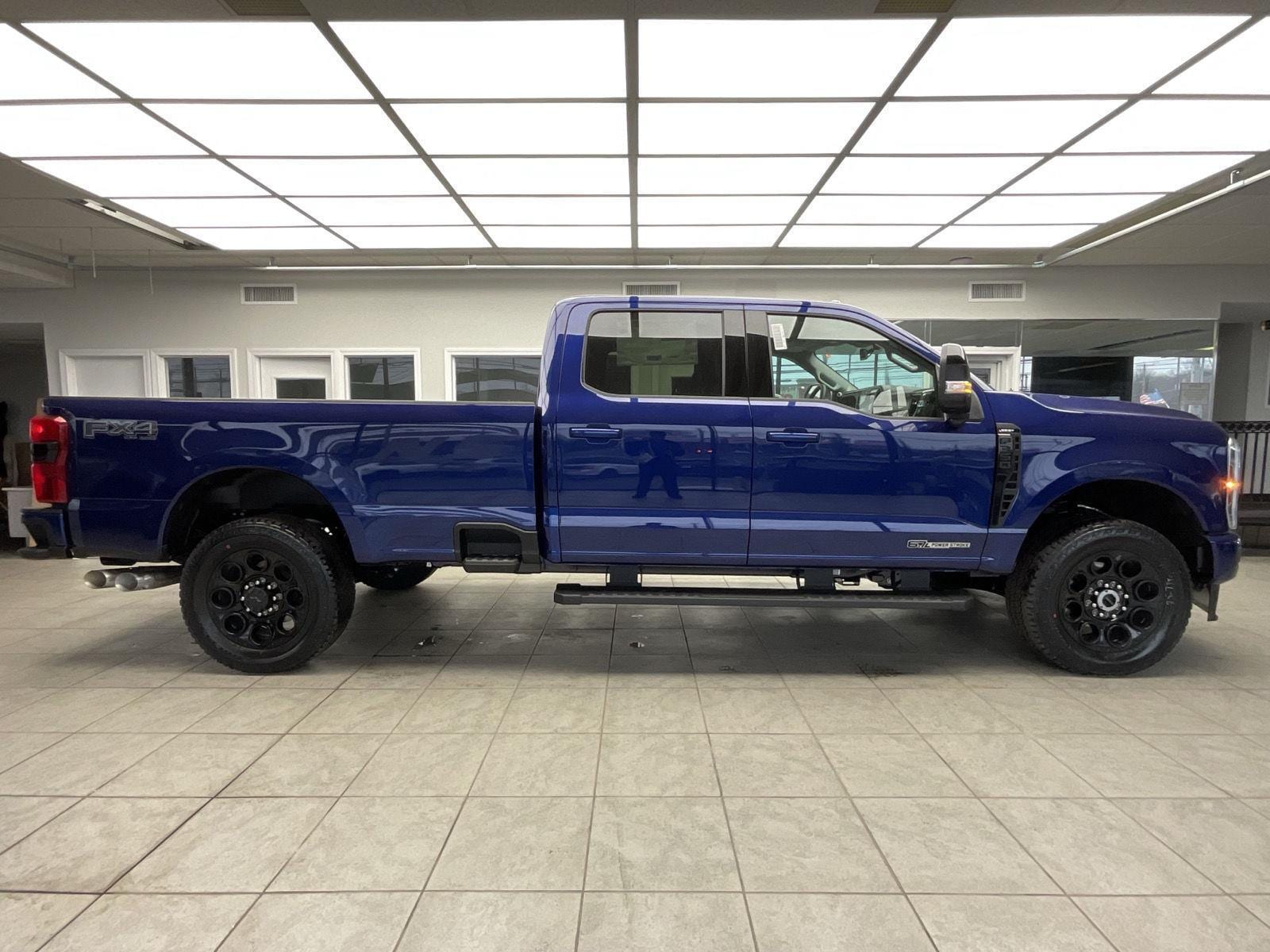 2026 Ford F-350 Super Duty Lariat - Photo 4