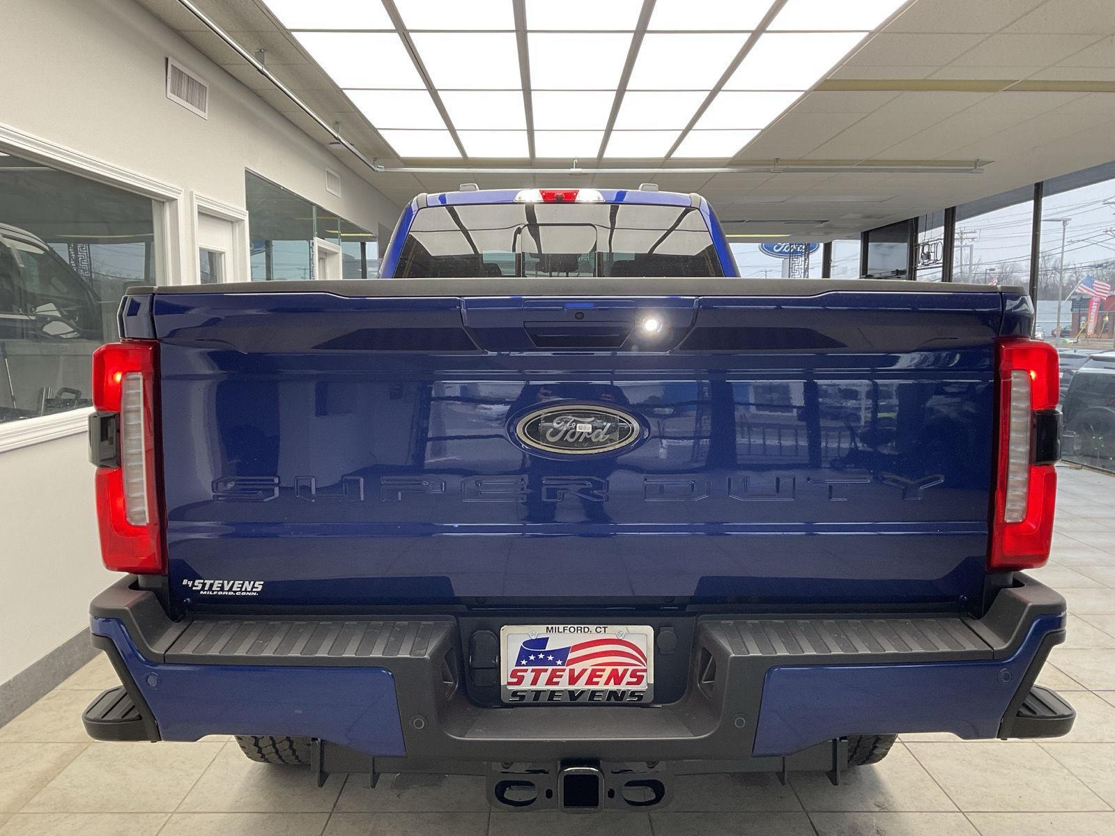 2026 Ford F-350 Super Duty Lariat - Photo 6