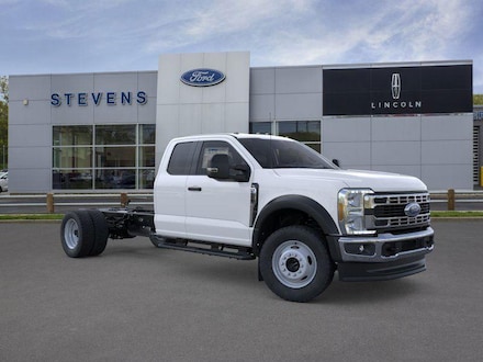 2026 Ford Super Duty F-550 DRW XL Truck