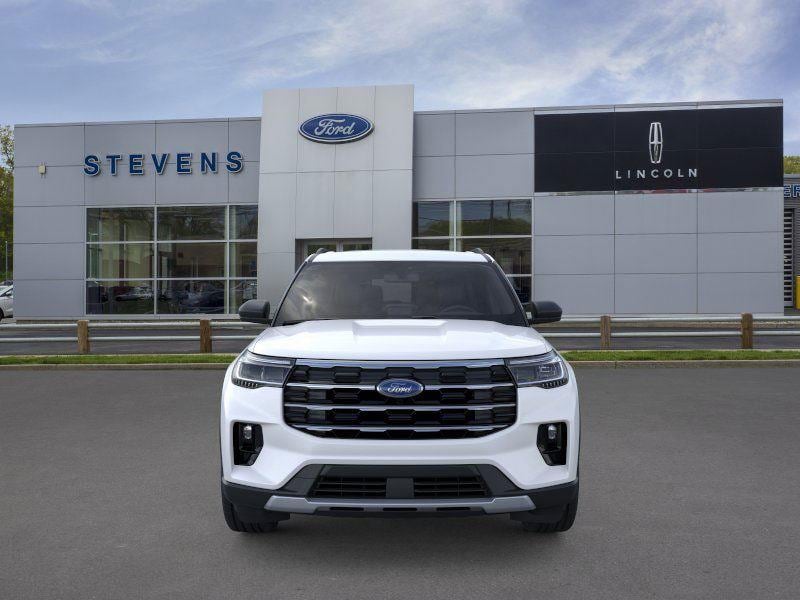 2026 Ford Explorer photo 4