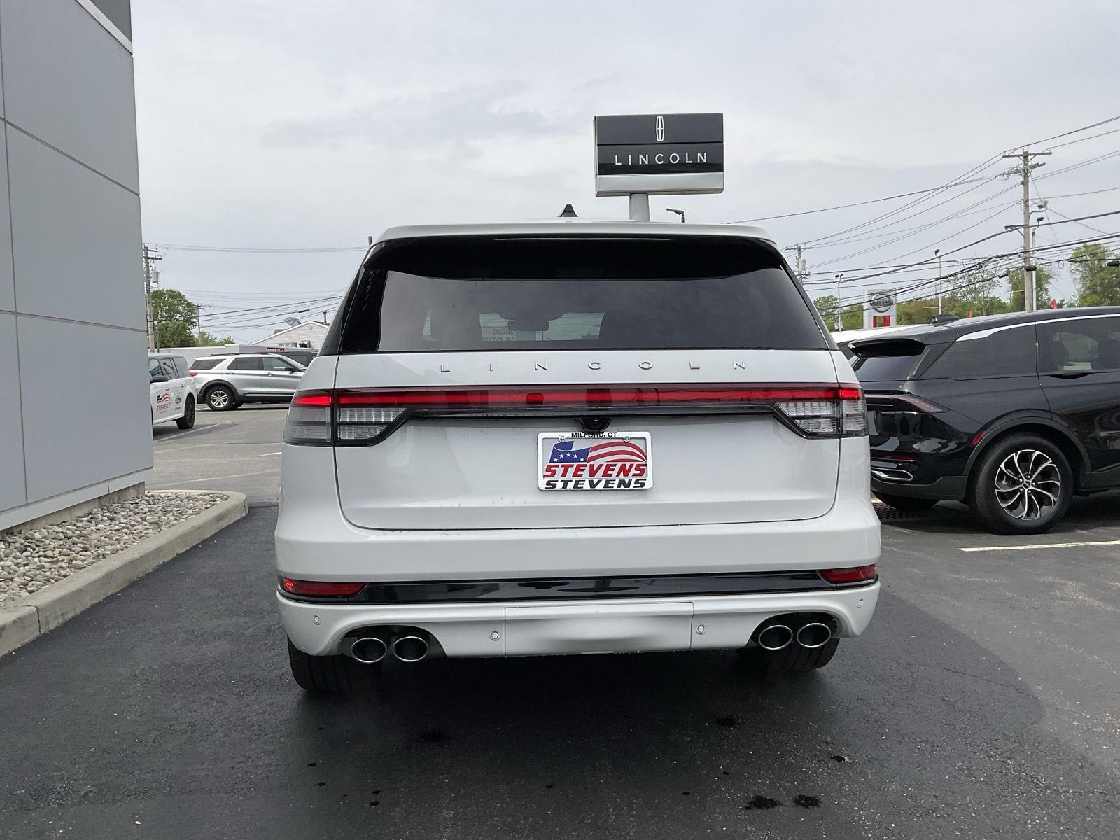 2025 Lincoln Aviator Reserve photo 4