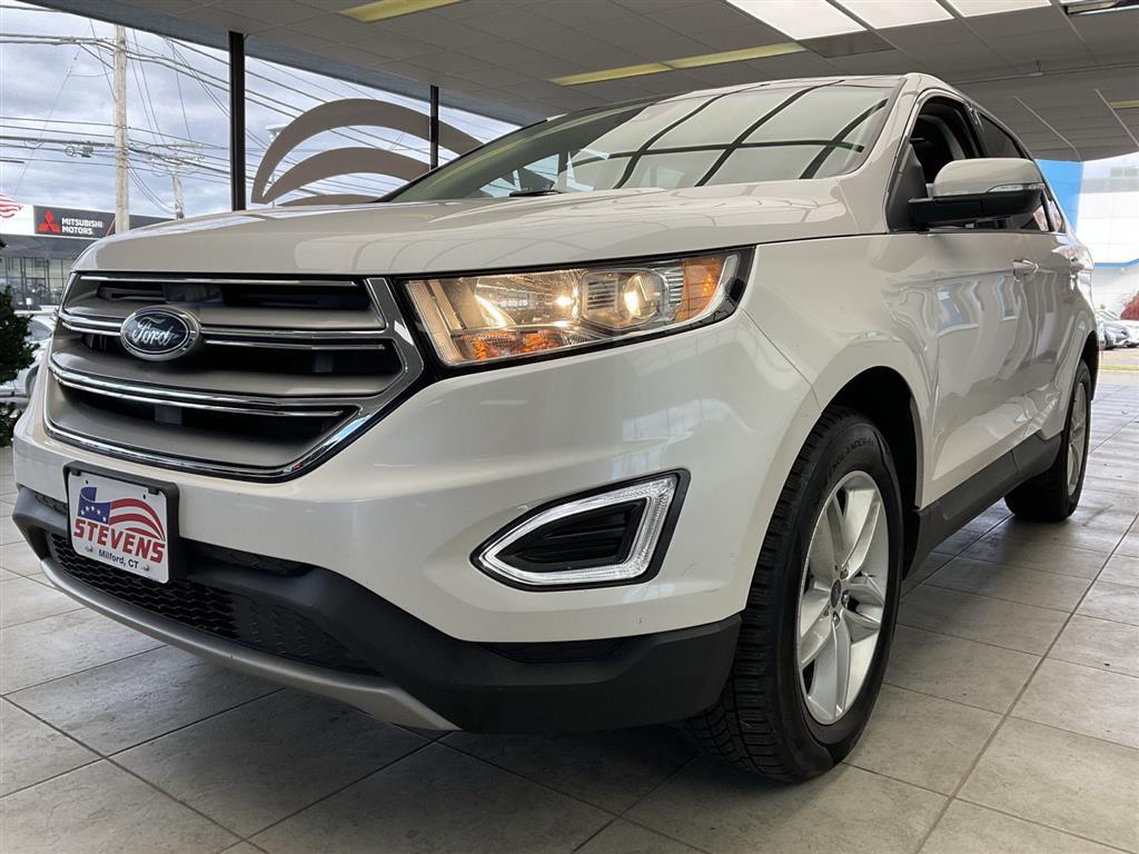 2018 Ford Edge SEL photo 2