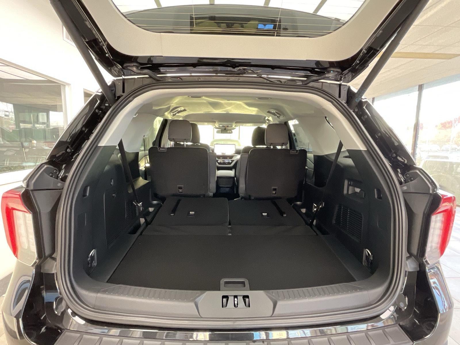 2026 Ford Explorer Active - Photo 17
