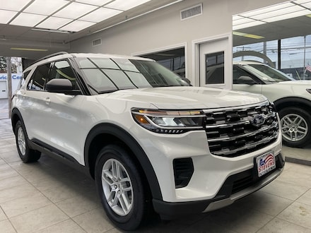 2026 Ford Explorer Active SUV