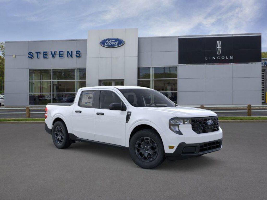 New 2025 Ford Maverick XLT SuperCrew