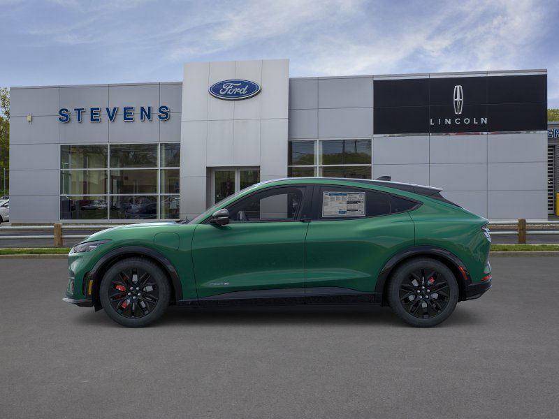 2025 Ford Mustang Mach-E Premium photo 4