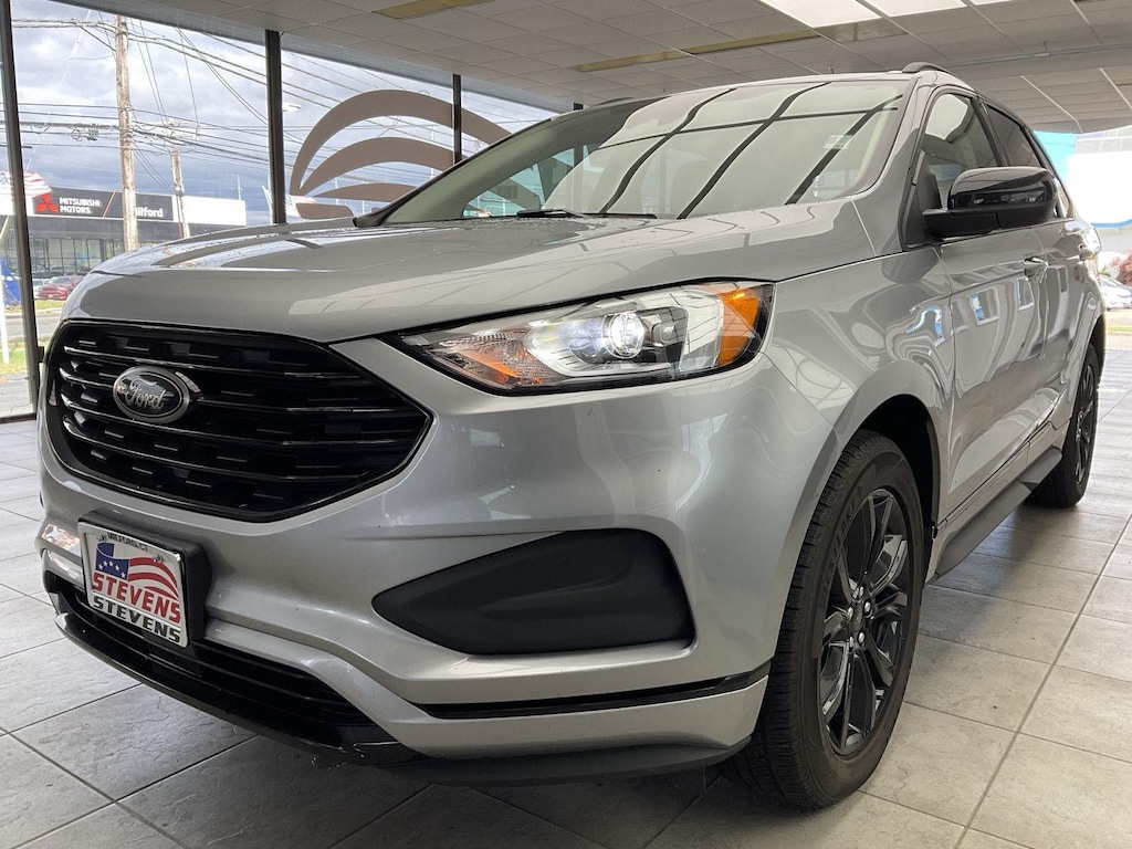 Used 2022 Ford Edge SE SUV