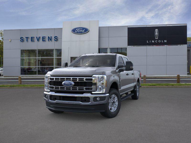 2026 Ford F-350 XLT photo 3