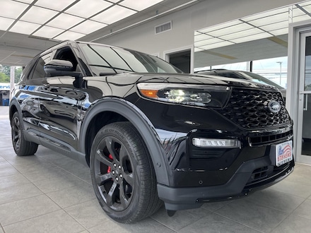 2022 Ford Explorer ST SUV