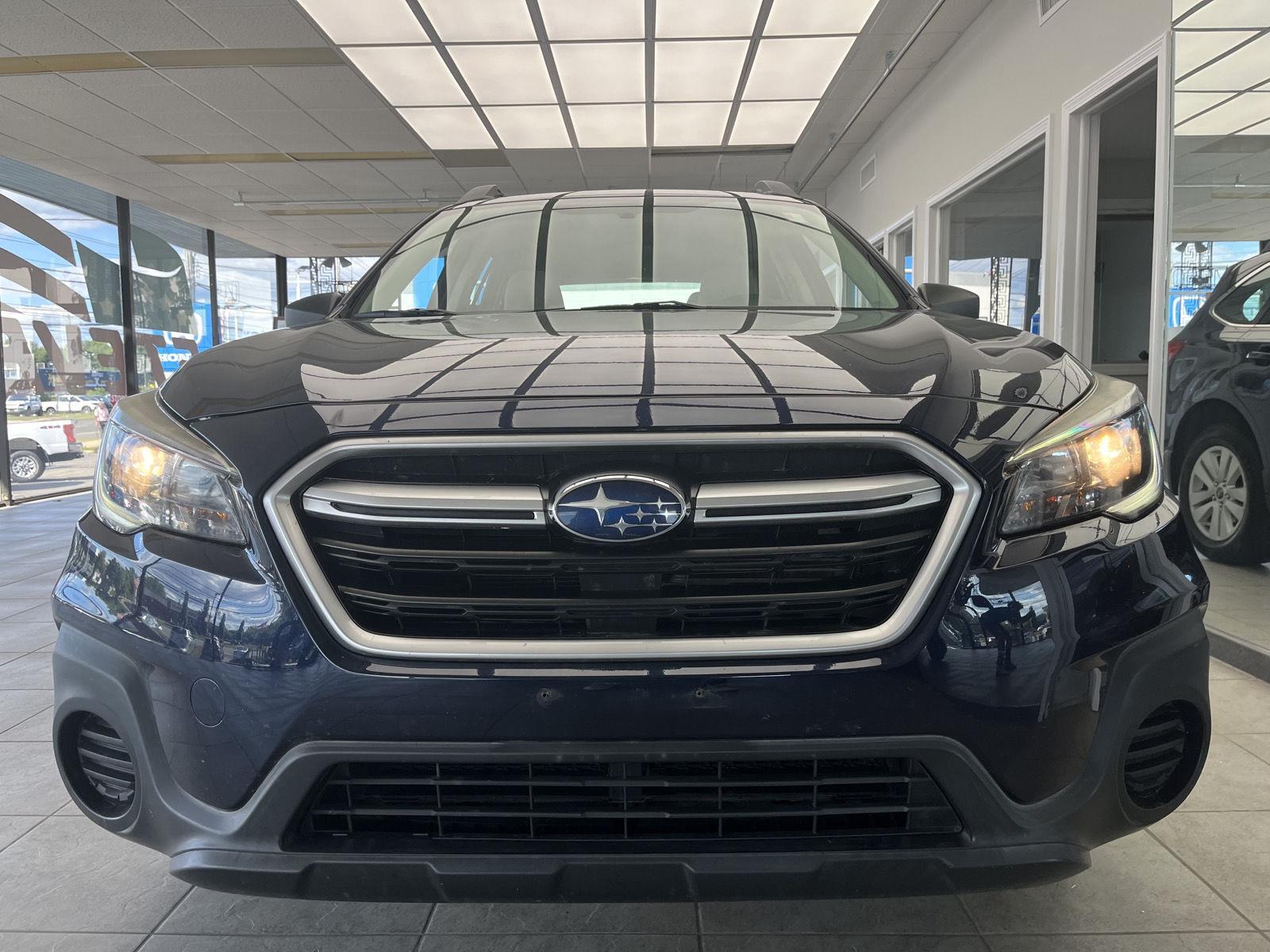 2018 Subaru Outback Base photo 2