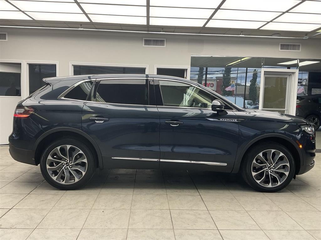 Used 2022 Lincoln Nautilus Reserve SUV