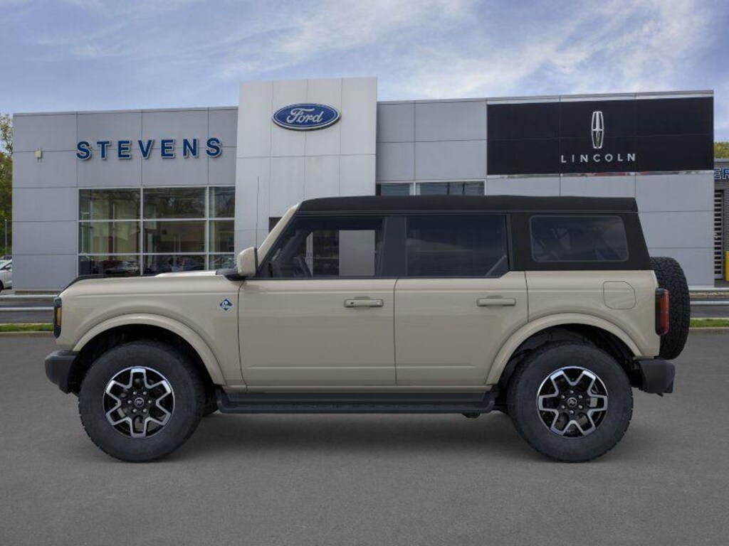 New 2025 Ford Bronco Outer Banks SUV