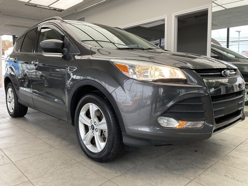 Used 2016 Ford Escape SE SUV