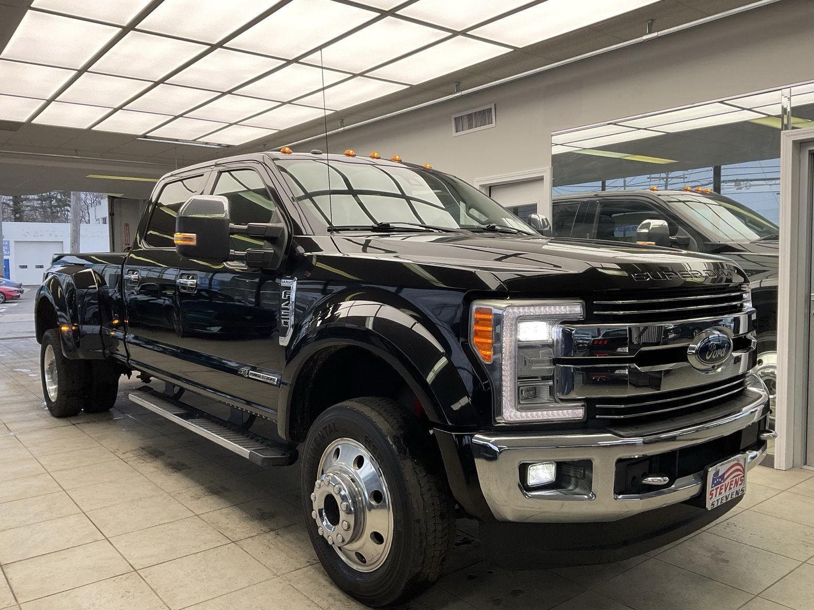 2017 Ford F-450 Lariat 4x4 Crew Cab 8' Box DRW's photo