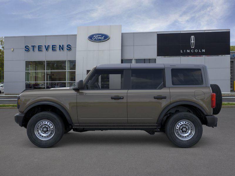 2025 Ford Bronco Base photo 4