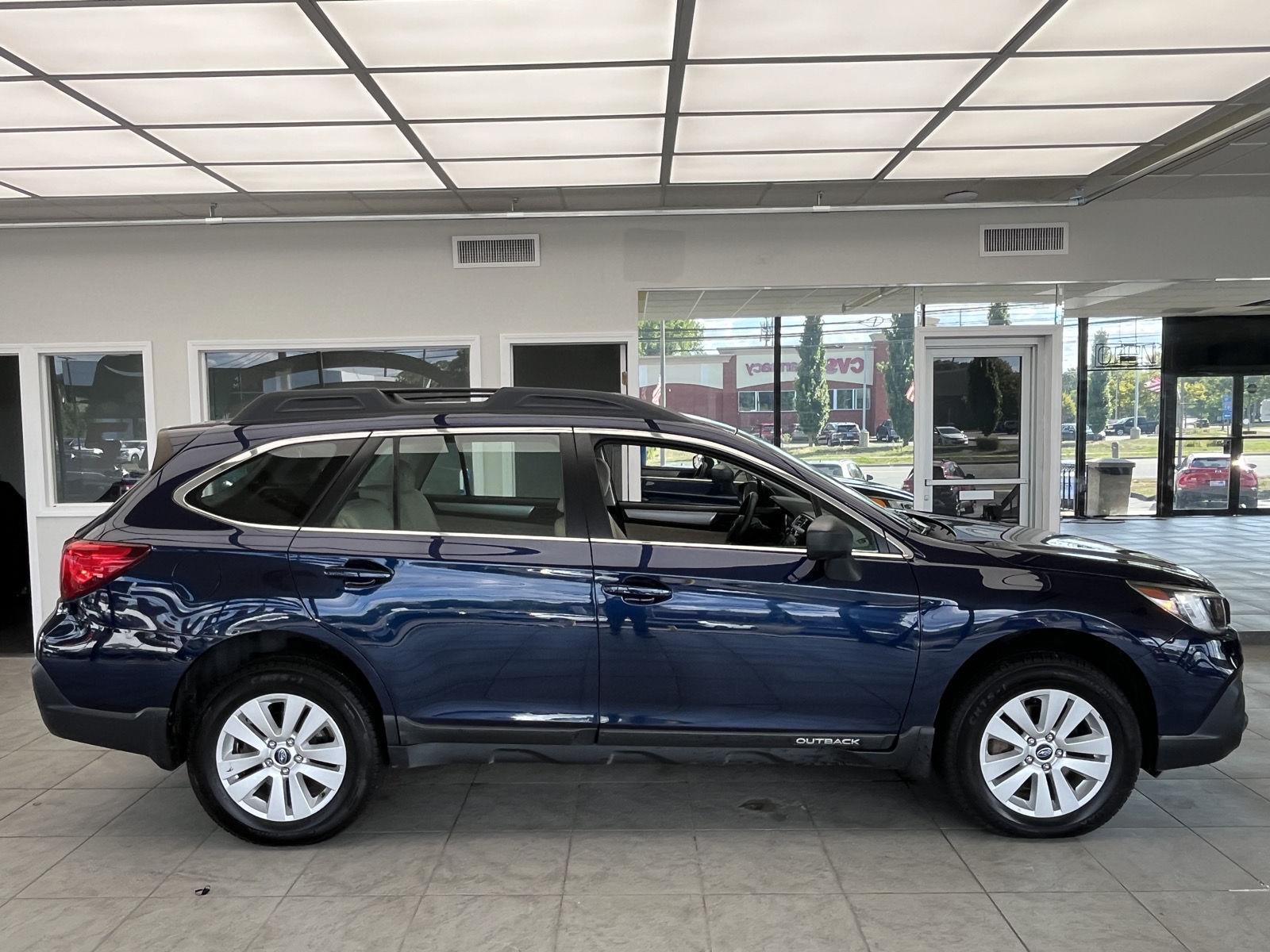 2018 Subaru Outback Base photo 4