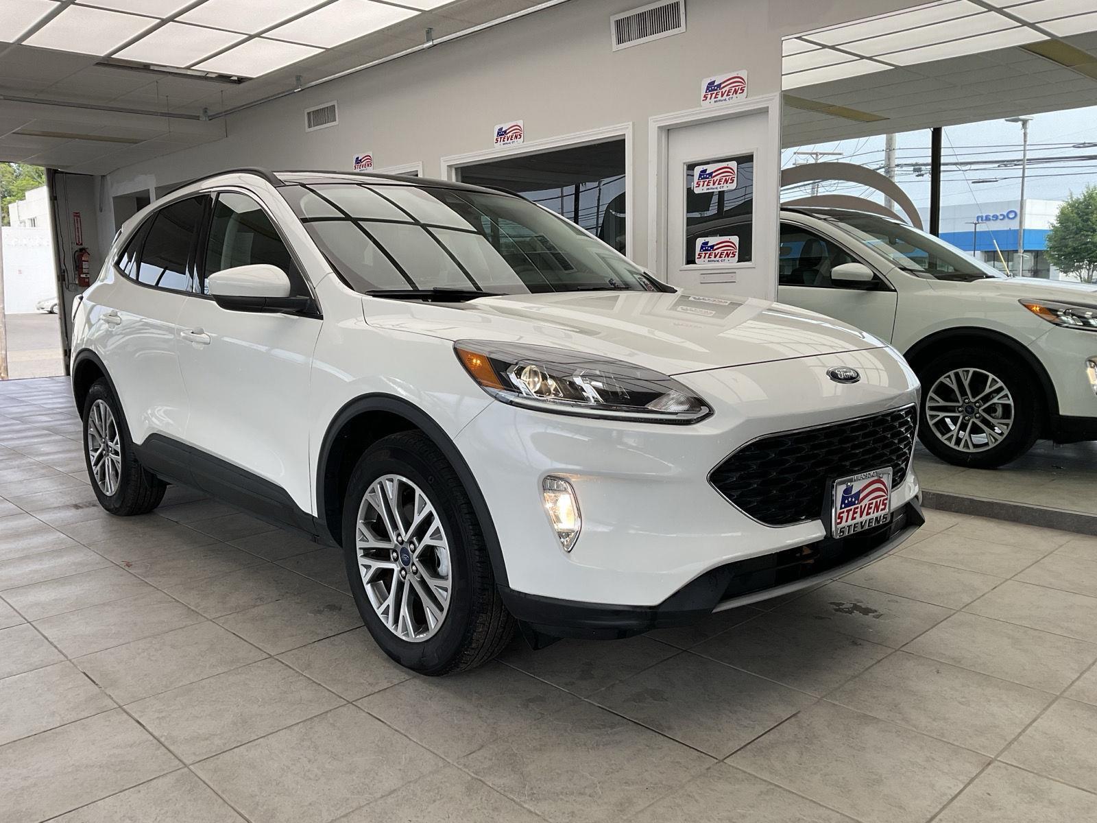 2022 Ford Escape SEL AWD's photo