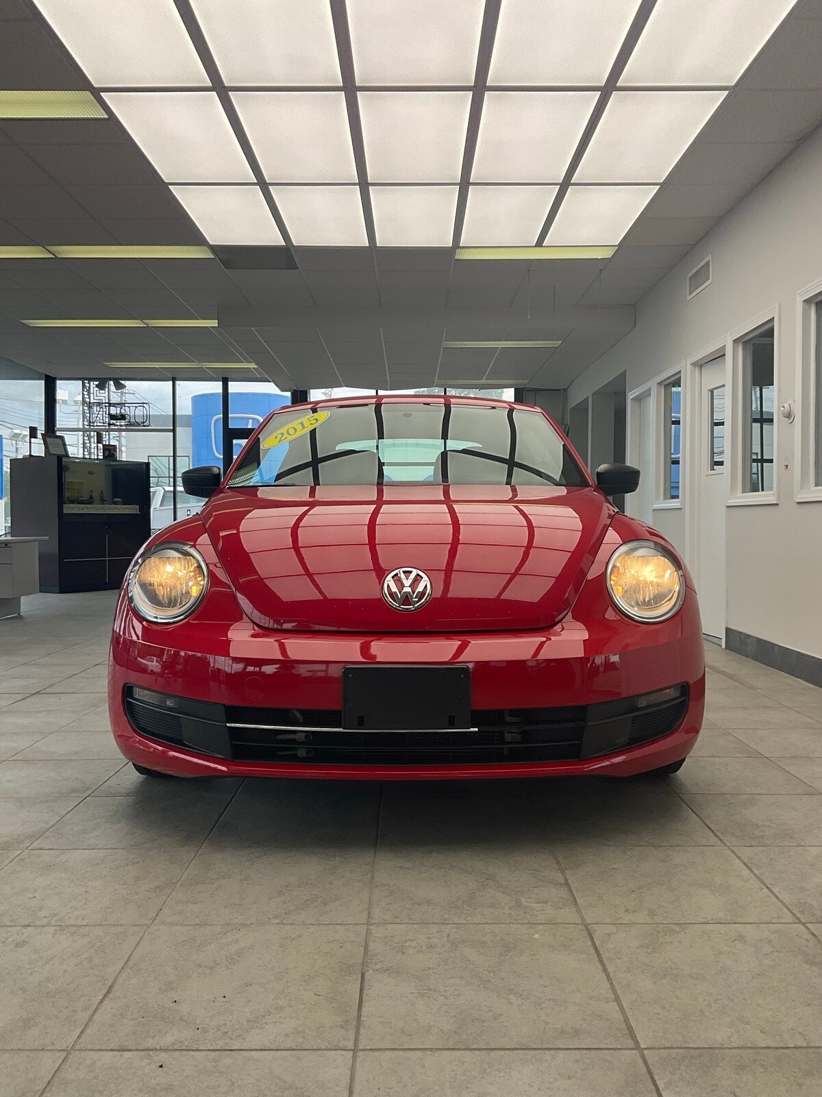 Used 2015 Volkswagen Beetle 1.8 with VIN 3VWF17ATXFM655147 for sale in Milford, CT