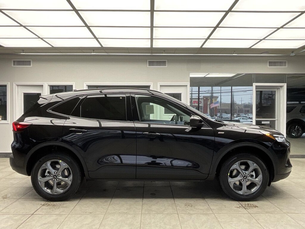 New 2026 Ford Escape Hybrid ST-Line Select SUV