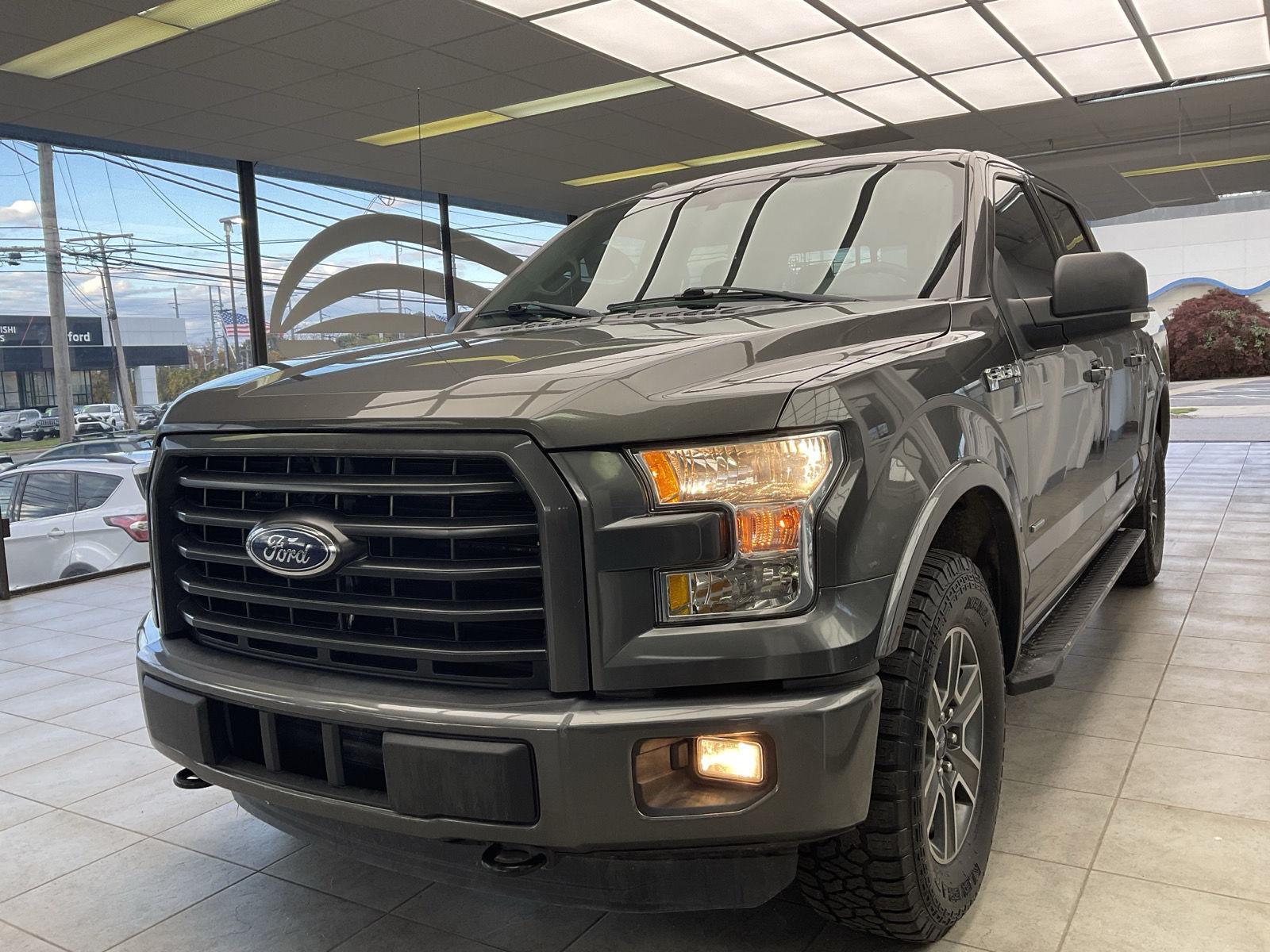 2016 Ford F-150 XLT photo 3