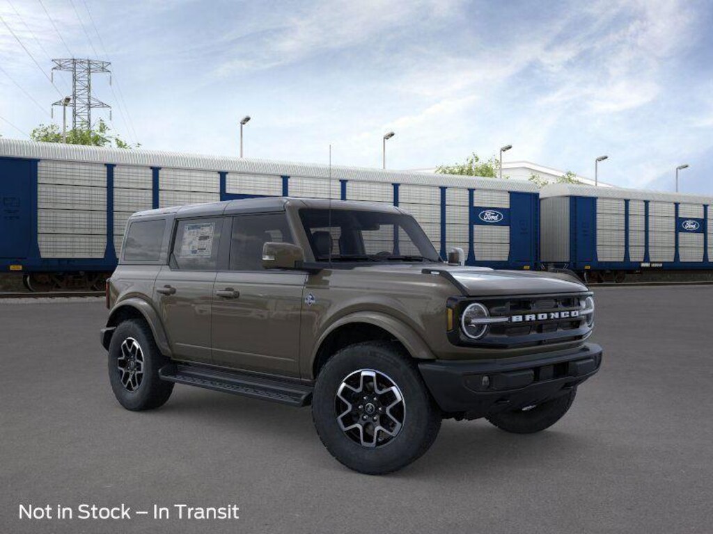 New 2025 Ford Bronco Outer Banks SUV