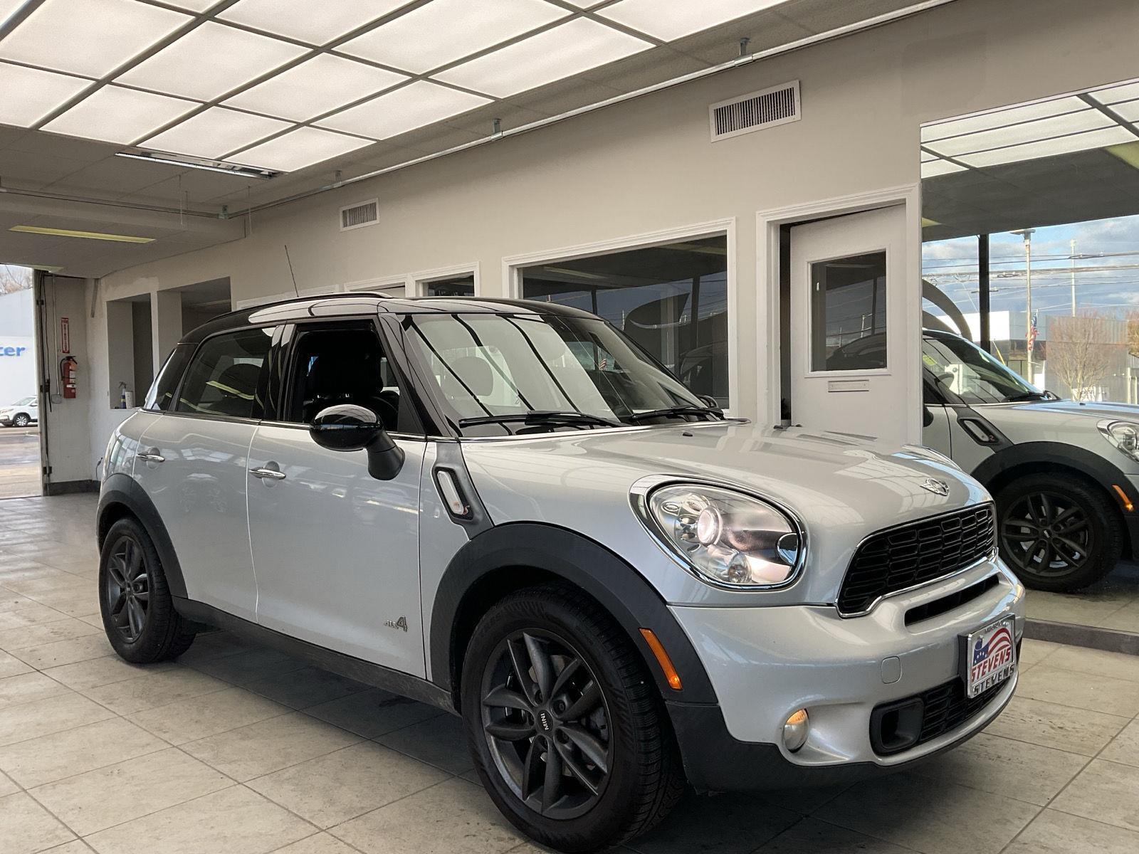 2014 MINI Countryman Countryman S's photo