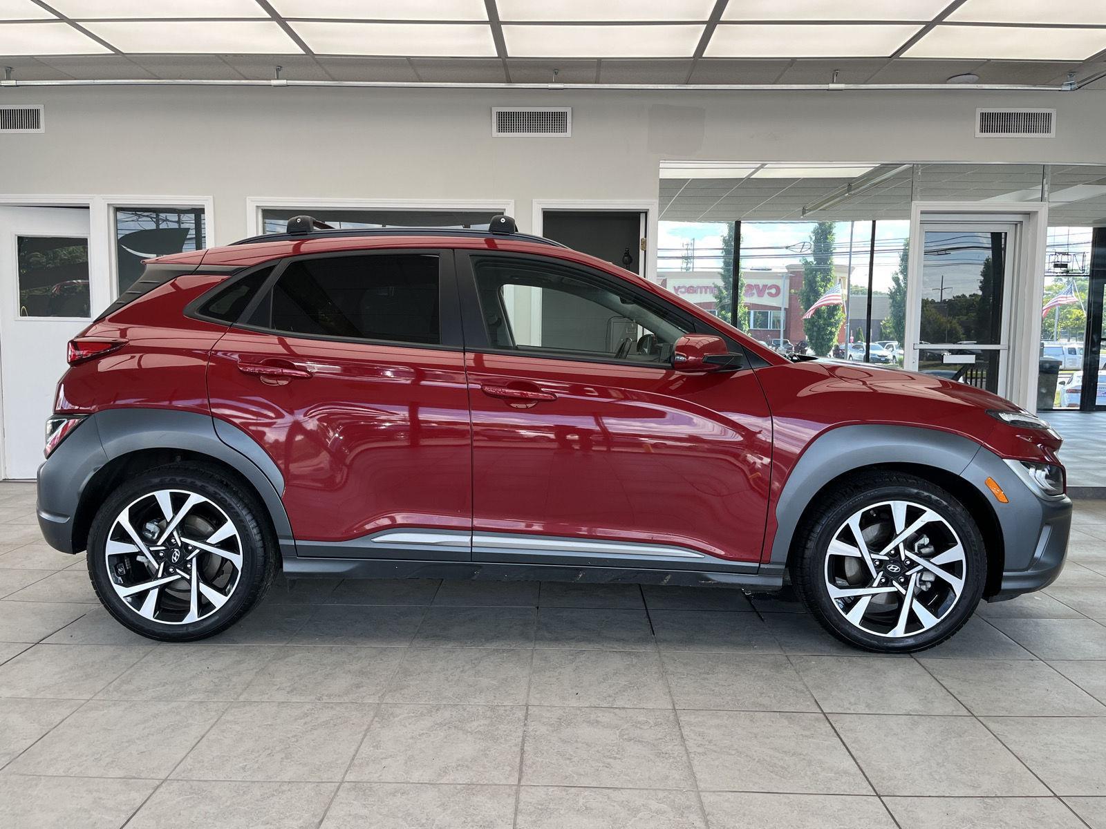 2022 Hyundai Kona Limited photo 4