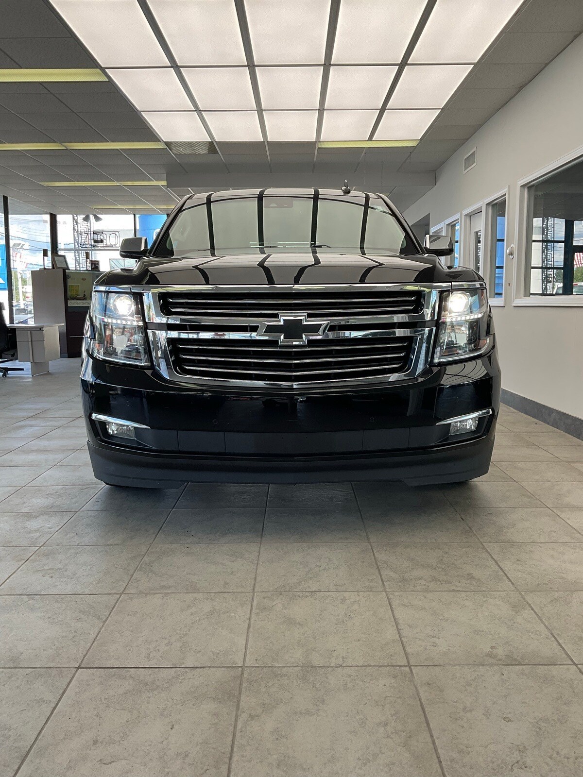 Used 2016 Chevrolet Tahoe LTZ with VIN 1GNSKCKC3GR293613 for sale in Milford, CT