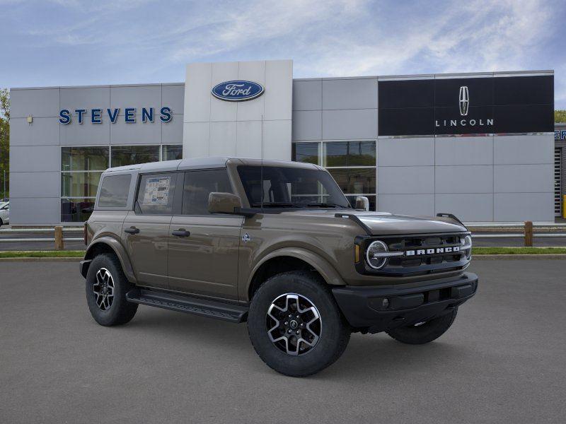 2026 Ford Bronco Outer Banks 4x4's photo