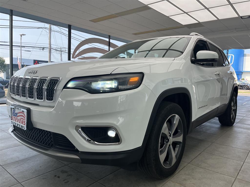 2019 Jeep Cherokee Limited photo 2