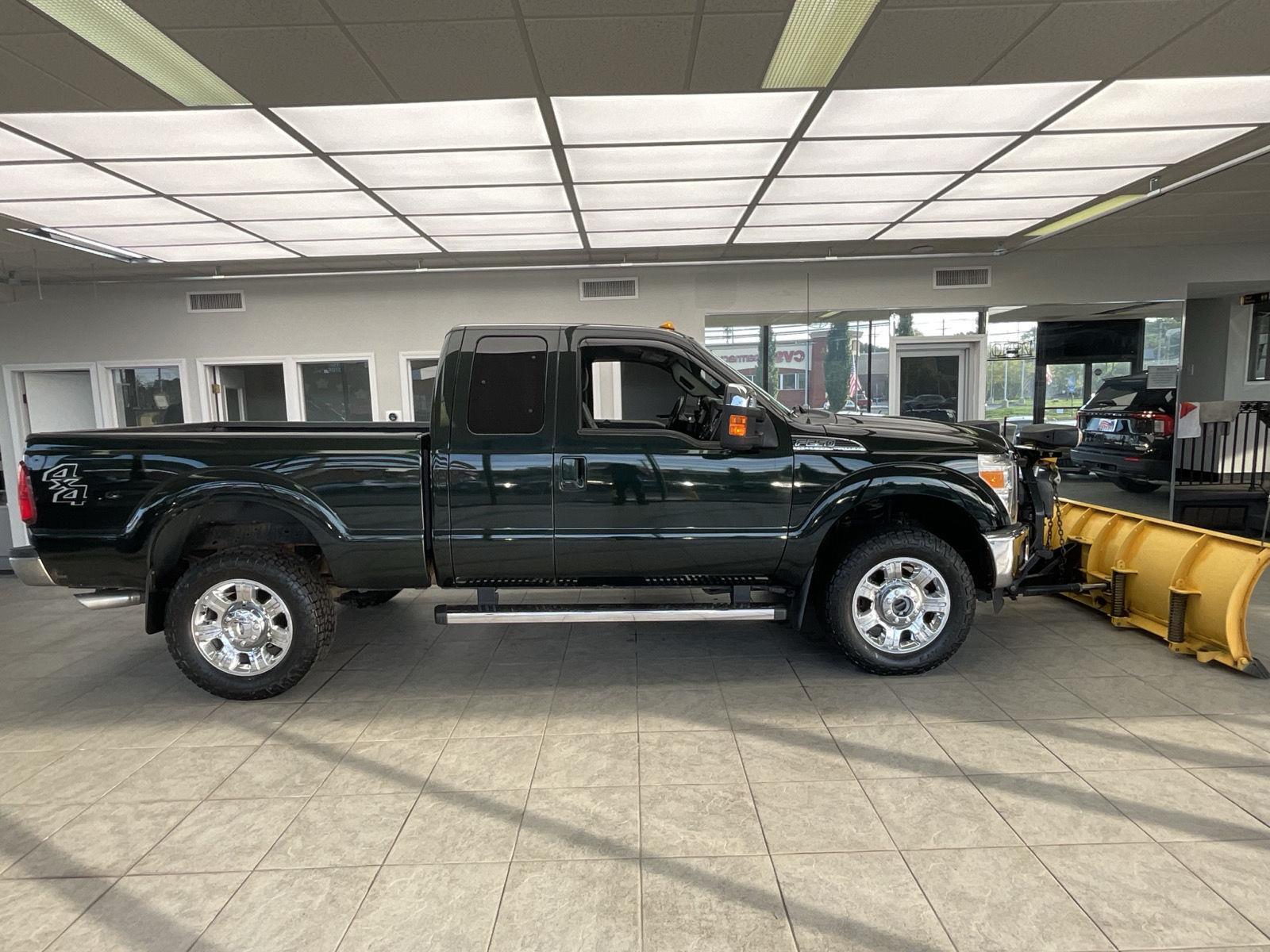 2014 Ford F-250 Lariat photo 2