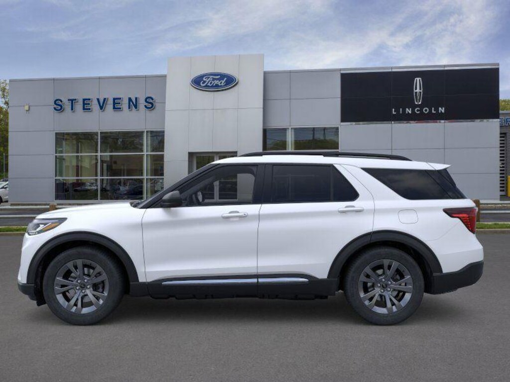 New 2025 Ford Explorer Active SUV