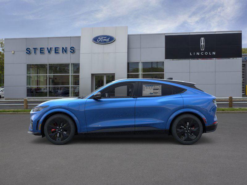 2025 Ford Mustang Mach-E GT photo 4