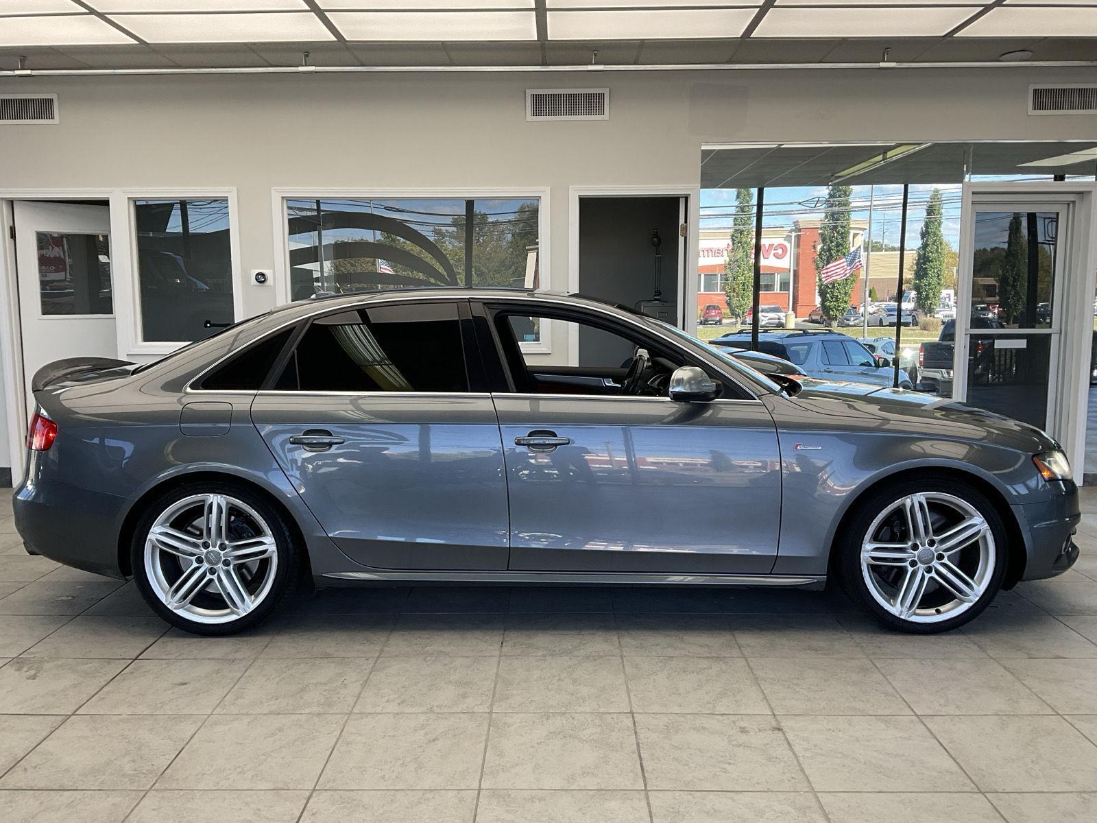 2012 Audi S4 Base Prestige photo 4