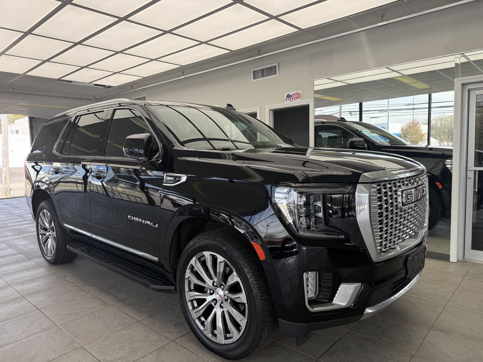 2021 GMC Yukon 4WD Denali's photo