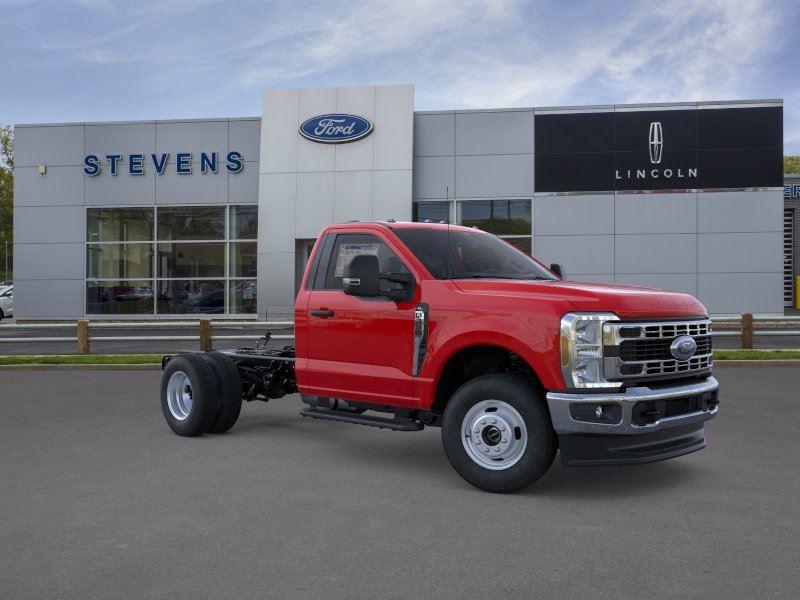 2026 Ford F-350 XL 4x4 Regular Cab 145-In DRW's photo