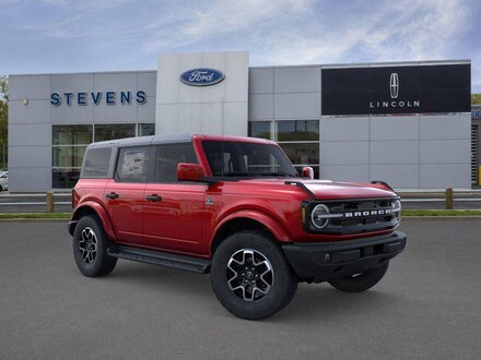 2026 Ford Bronco Outer Banks SUV