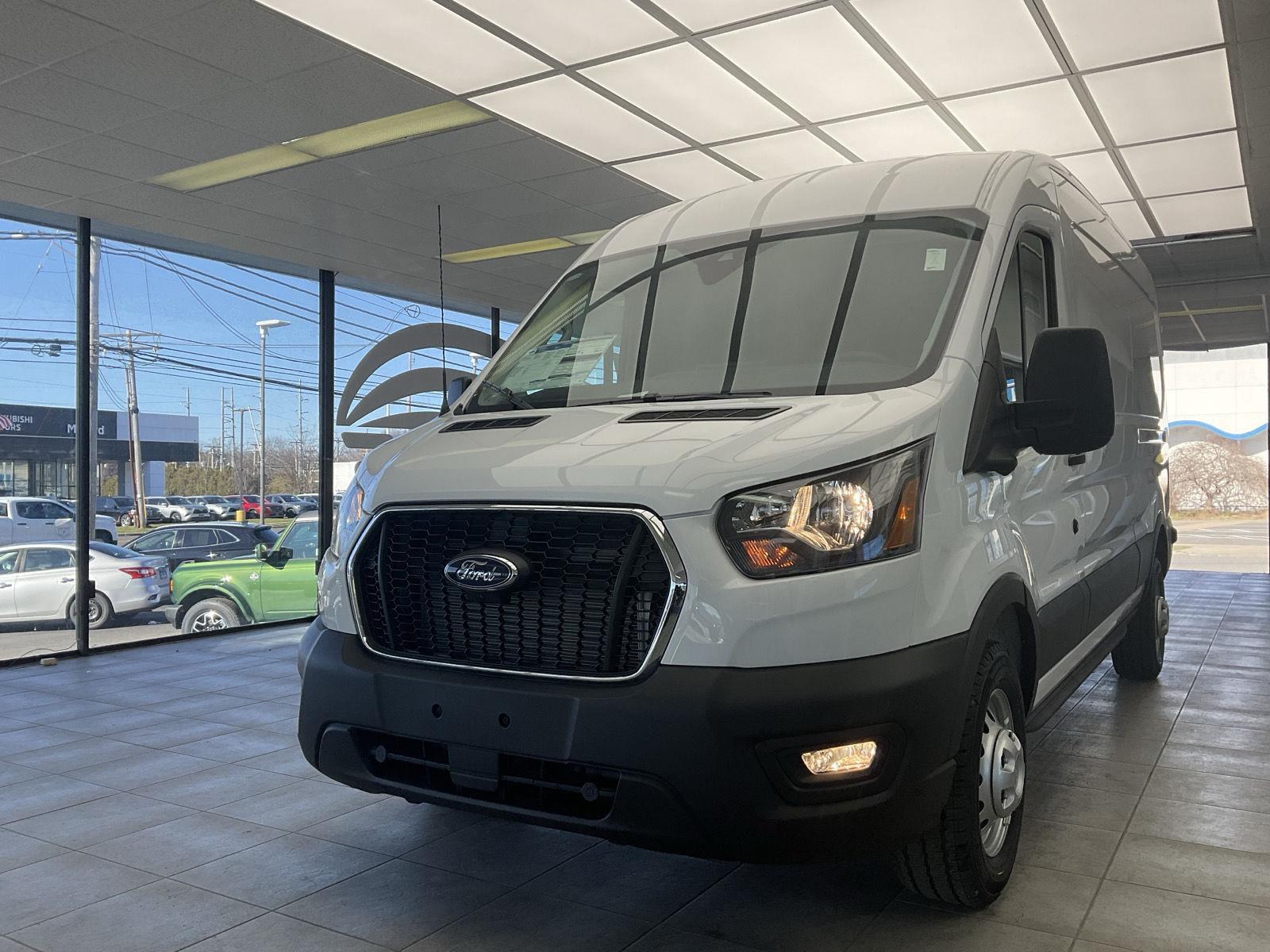 2024 Ford Transit Cargo Van photo 3