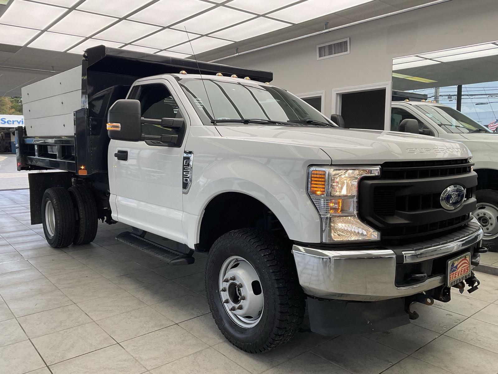2020 Ford F-350 Super Duty Chassis Cab XL's photo