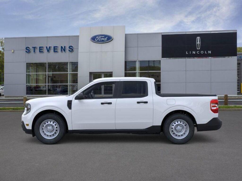 New 2025 Ford Maverick XL SuperCrew