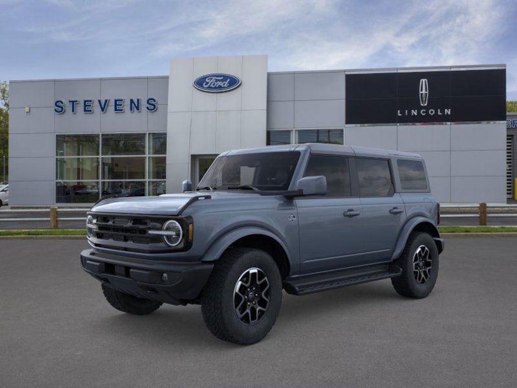 New 2025 Ford Bronco Outer Banks SUV