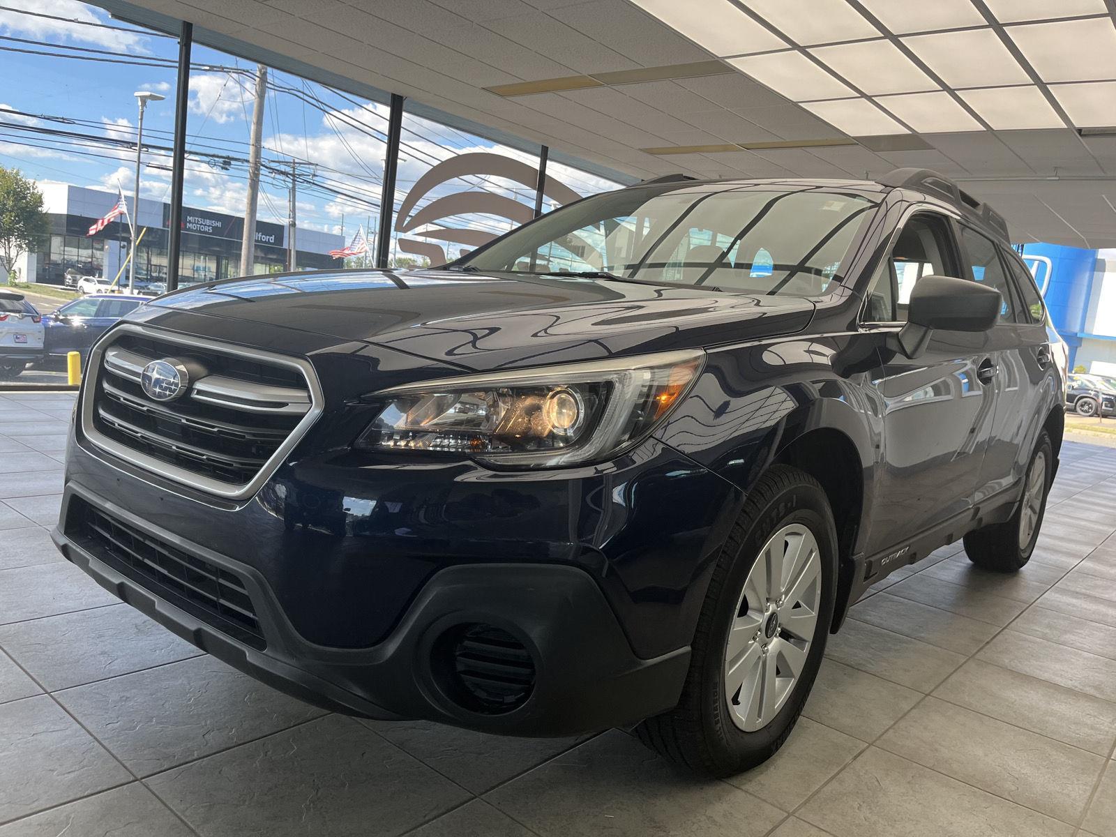 2018 Subaru Outback Base photo 3